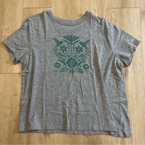 Dip Gray and Green Graphic Short Sleeve Tee